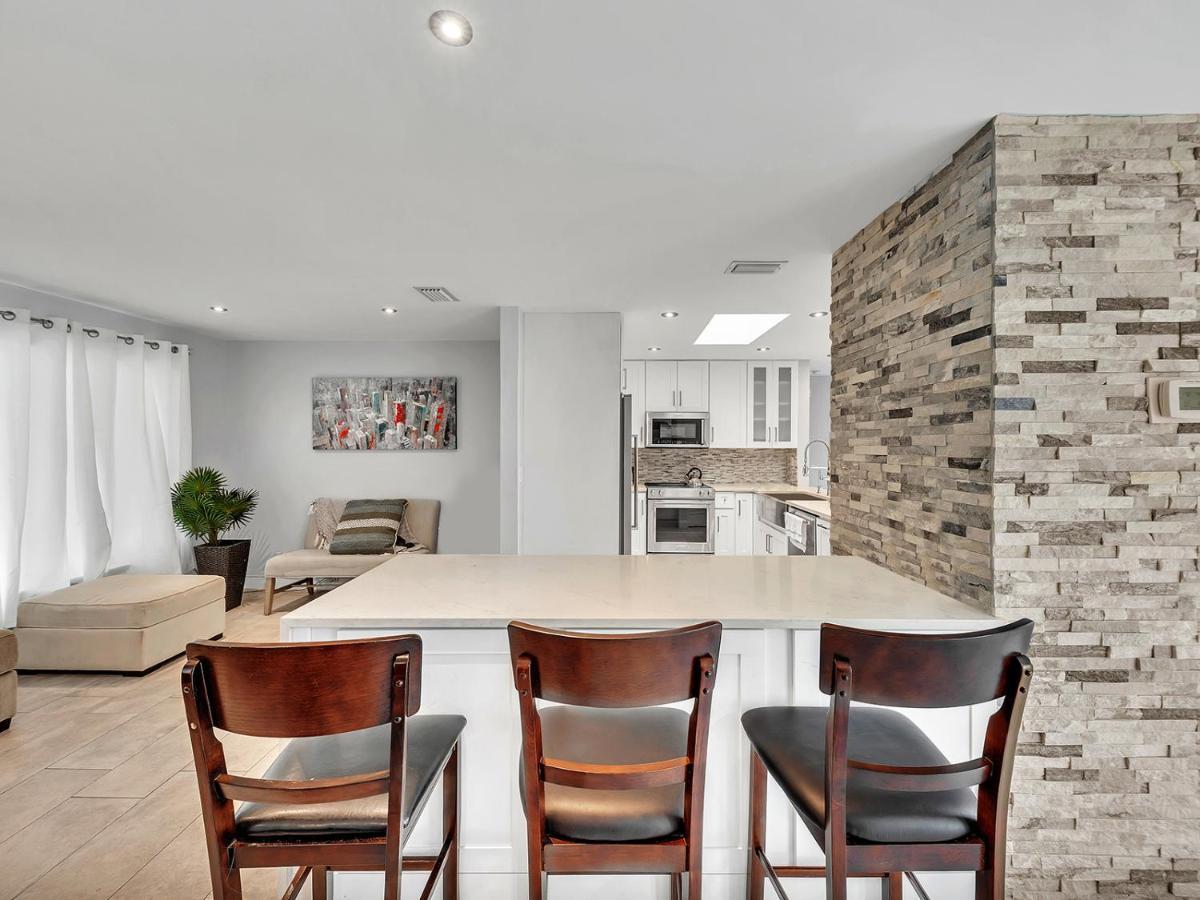 Supervilla - 3Br/2Ba - Pool - Walk To Beach Hollywood Eksteriør bilde
