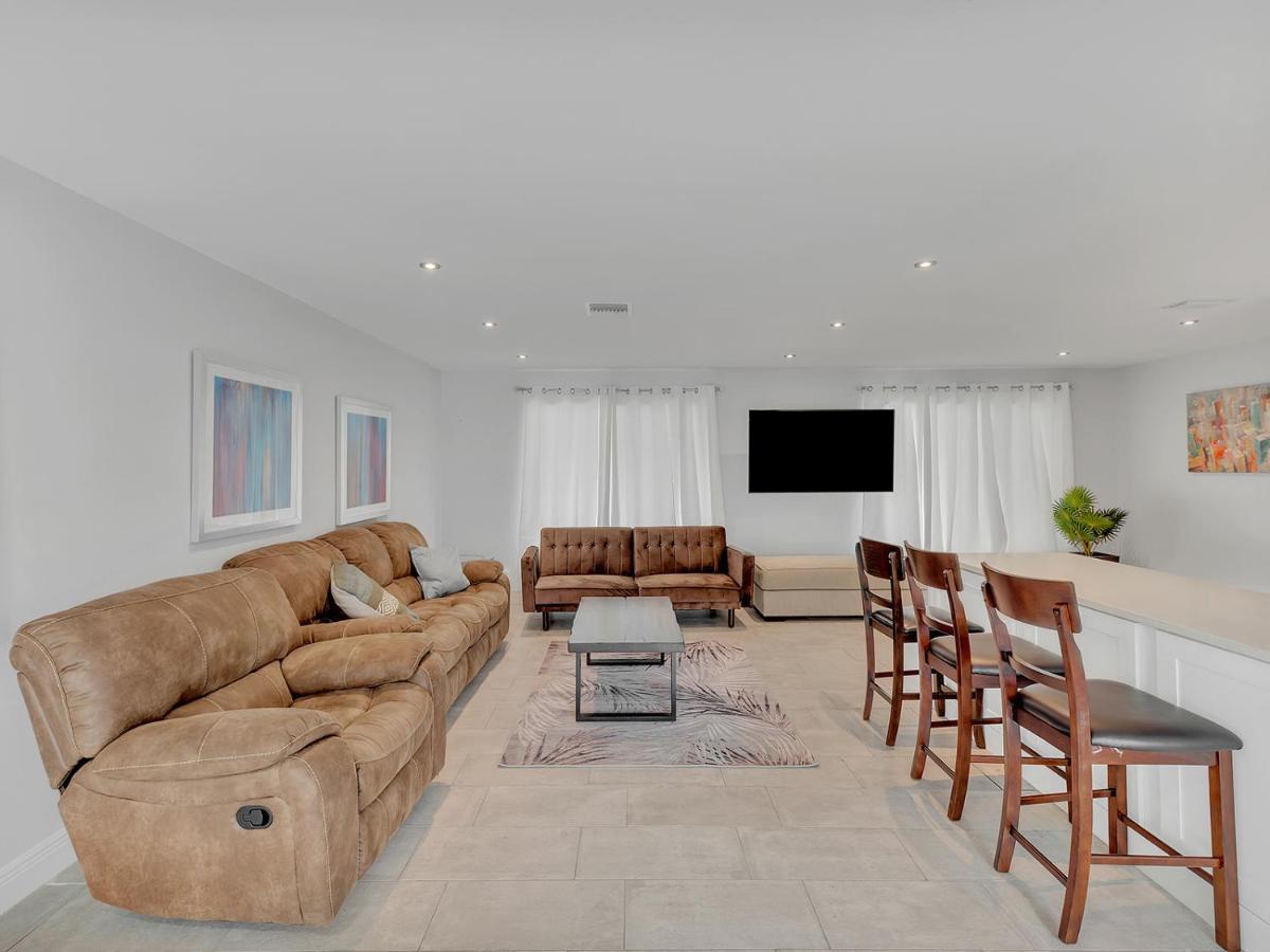 Supervilla - 3Br/2Ba - Pool - Walk To Beach Hollywood Eksteriør bilde